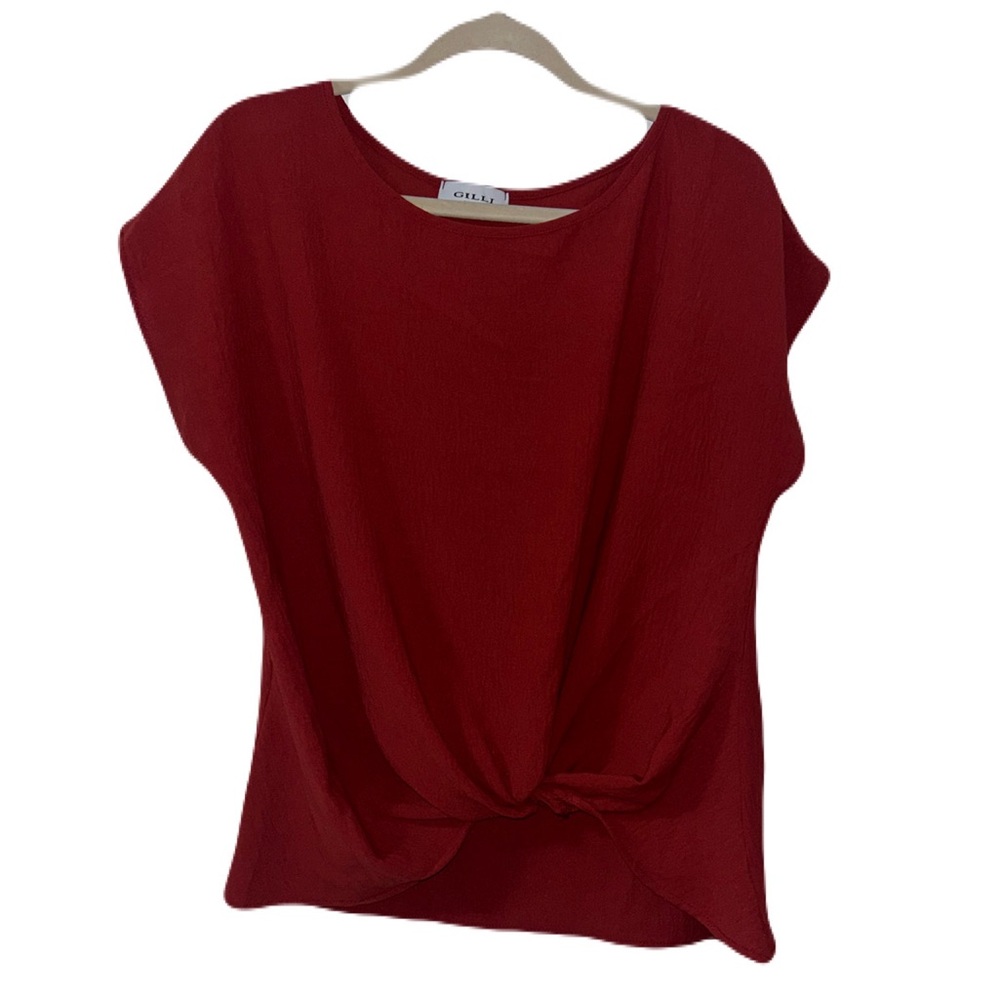 NEW Gilli Red Sleeveless Tie Front Blouse